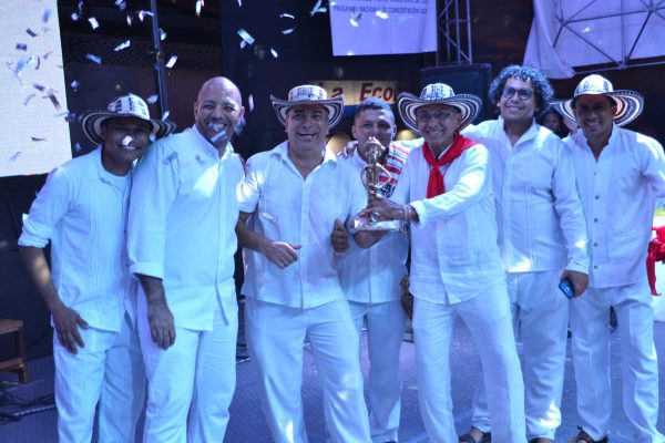 milloson-ganadores-gaita-larga-profesioonal-y-roberto-guzman-mejor-gaita-hembra